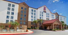 Гостиница Red Roof Inn PLUS+ San Antonio Downtown - Riverwalk  Сан-Антонио